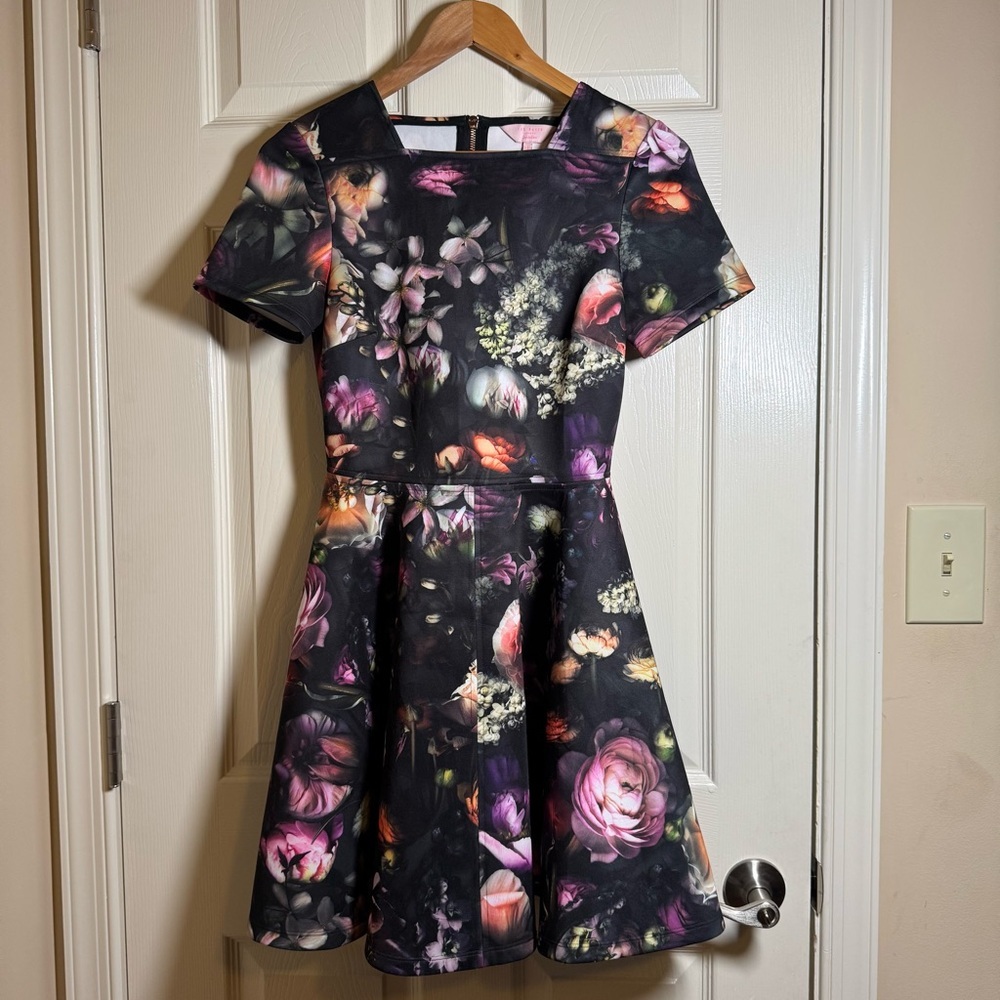 Ted Baker Tamary Shadow Floral Skater Dress Size 1= US 4 - Picture 4 of 13